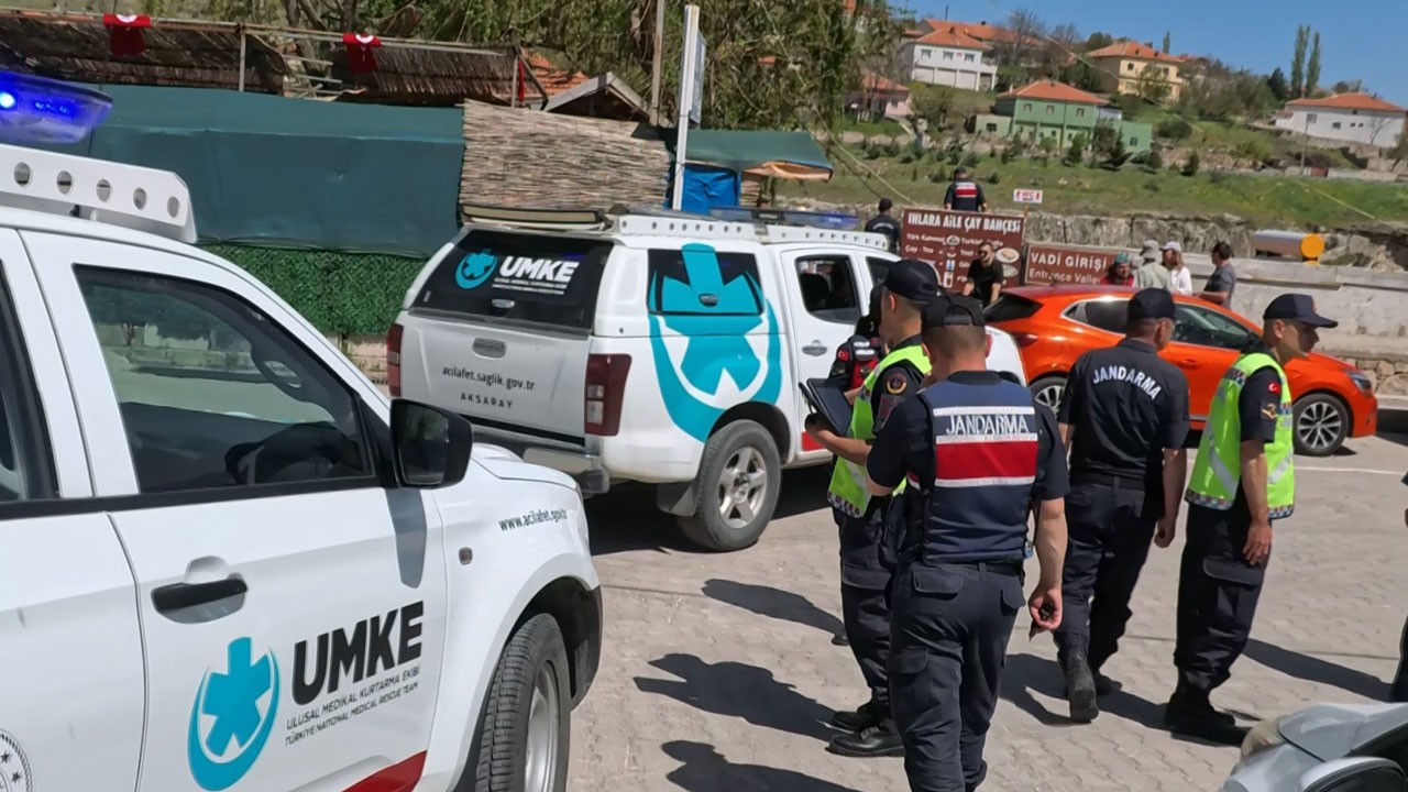 Oysa sadece fotoğraf çektirmek istemişlerdi! Bakın başlarına gelenlere