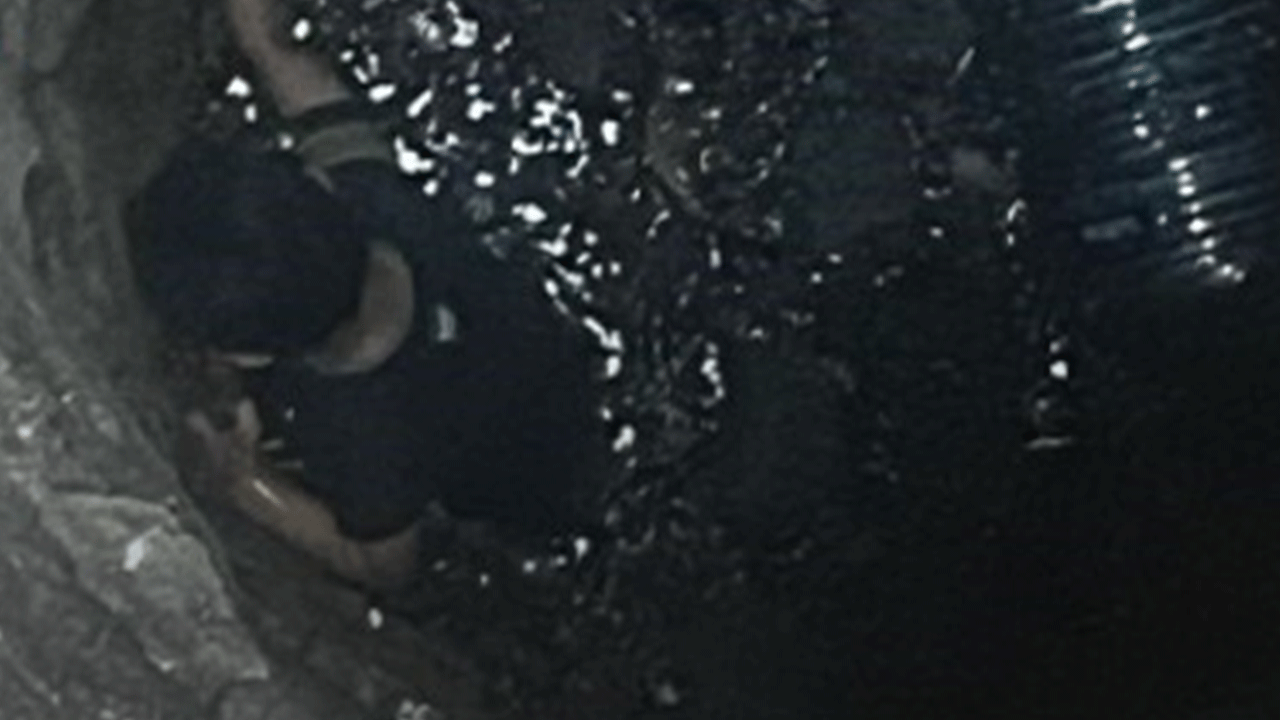 Oyun oynarken kuyuya düşen çocuk böyle kurtarıldı!