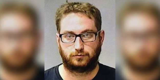 Oyuna kızdı annesini tek kurşunla öldürdü