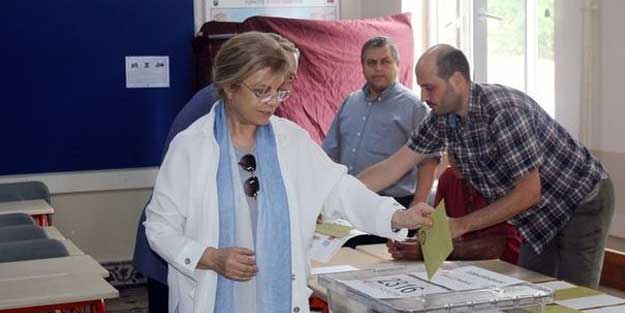 Oyunu kullanan eski Başbakan Tansu Çiller'den açıklama