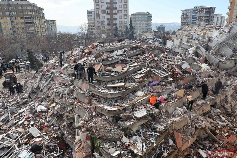 Öz Gıda İş Sendikası’ndan deprem bölgesine yardım!