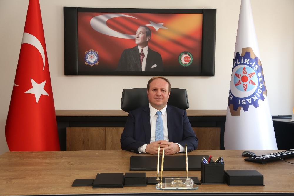 Öz İplik İş Sendikası Genel Başkanı Ay: “İş kolumuzda yıl içerisinde sendikalı olan işçilerin yarısından fazlası sendikamız Öz İplik İş’e üye olmuştur” 