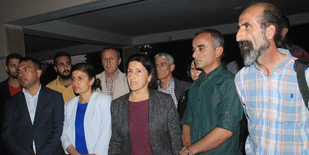 'Öz yönetim davası' ertelendi