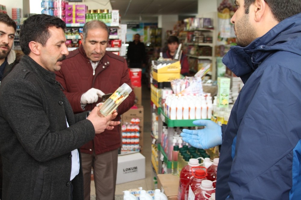 Özalp Belediyesinden korona virüsüne karşı denetim 