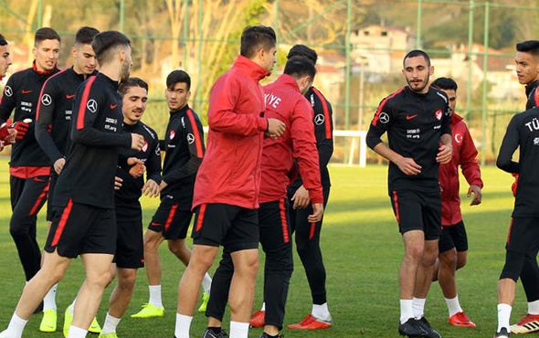 Ozan Kabak'tan üzücü haber