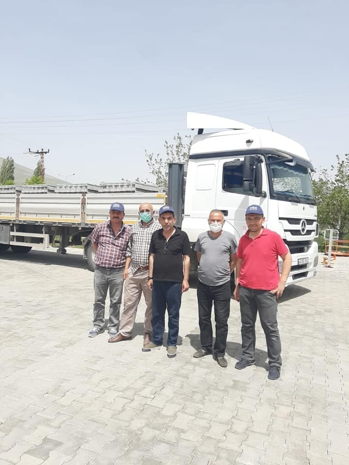 Özbağ Beldesinde mezarlık çevre düzenleme çalışmaları başlatıldı 