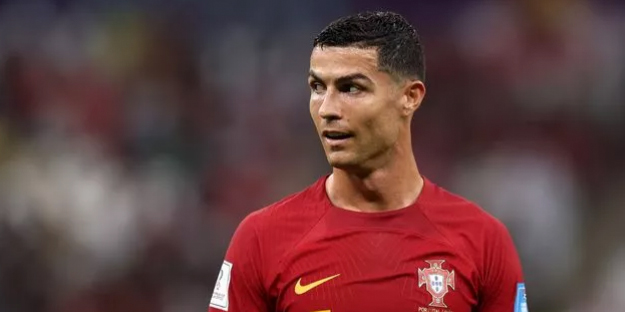 Özbek Başkan konuşadursun, taraftar çıldırdı! Come To Galatasaray...