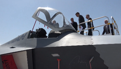 Özbekistan Cumhurbaşkanı Mirziyoyev'in Kaan şaşkınlığı!