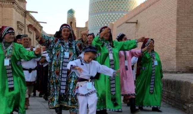 Özbekistan'da bağımsızlık kutlamaları buruk geçiyor