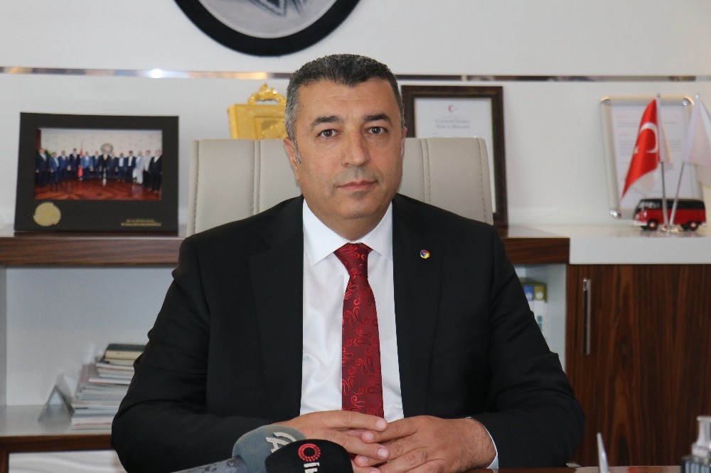 Özcan, konsantre kayısı için 2 TL önerdi 