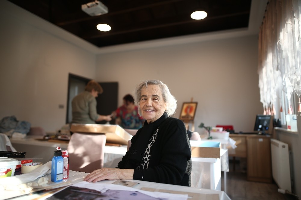 (ÖZEL) 90 yaşında kursa yazıldı, öğretmen oldu 