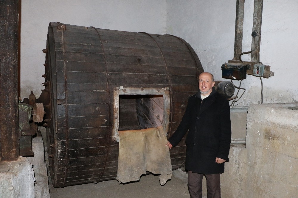(Özel) Atalarından kalan 800 yıllık “tabakhaneyi” ayakta tutmaya çalışıyor 