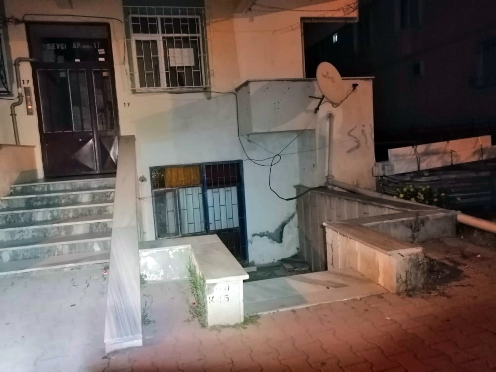(Özel) Ataşehir’de kerpetenli vahşet 