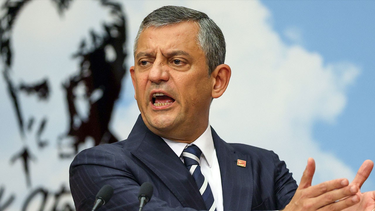 Özel, baklava kutusundaki rüşveti kabullendi! İBB’deki hırsızlığa direniyor