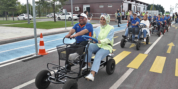 Özel bireyler trafik kurallarını eğlenerek öğreniyor