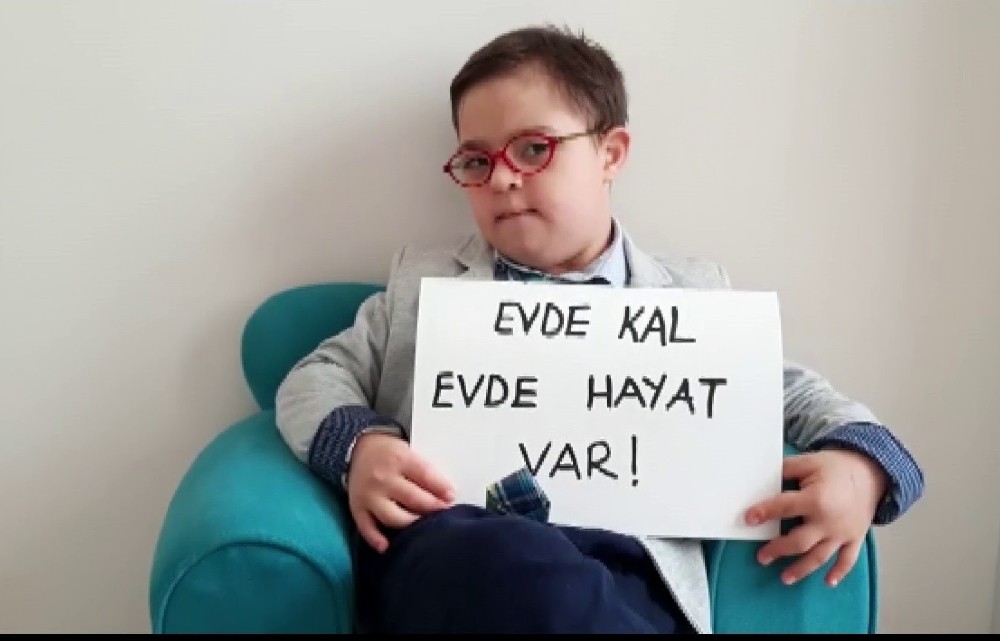Özel bireylerden ‘Evinde Kal’ çağrısı 