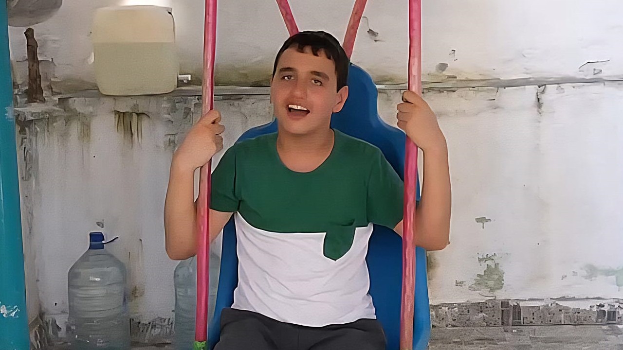 Özel Çocuk Eren'in Salıncak Sevinci