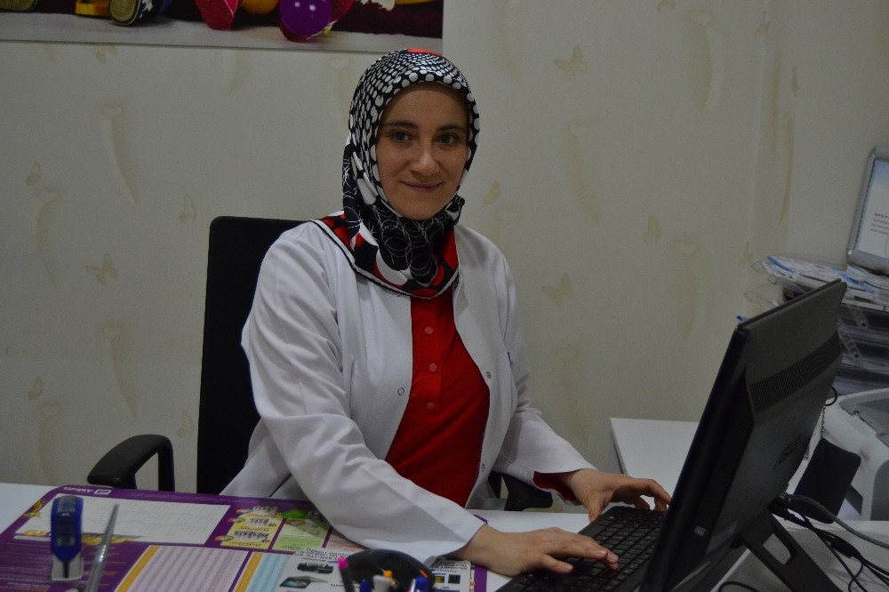 (Özel) Çocuklarda kabızlık ve idrar kaçırma problemine dikkat 