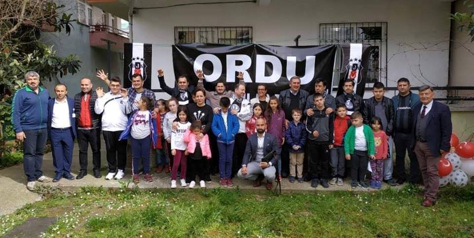 ‘Özel çoçuklar’ın Beşiktaş sevgisi 