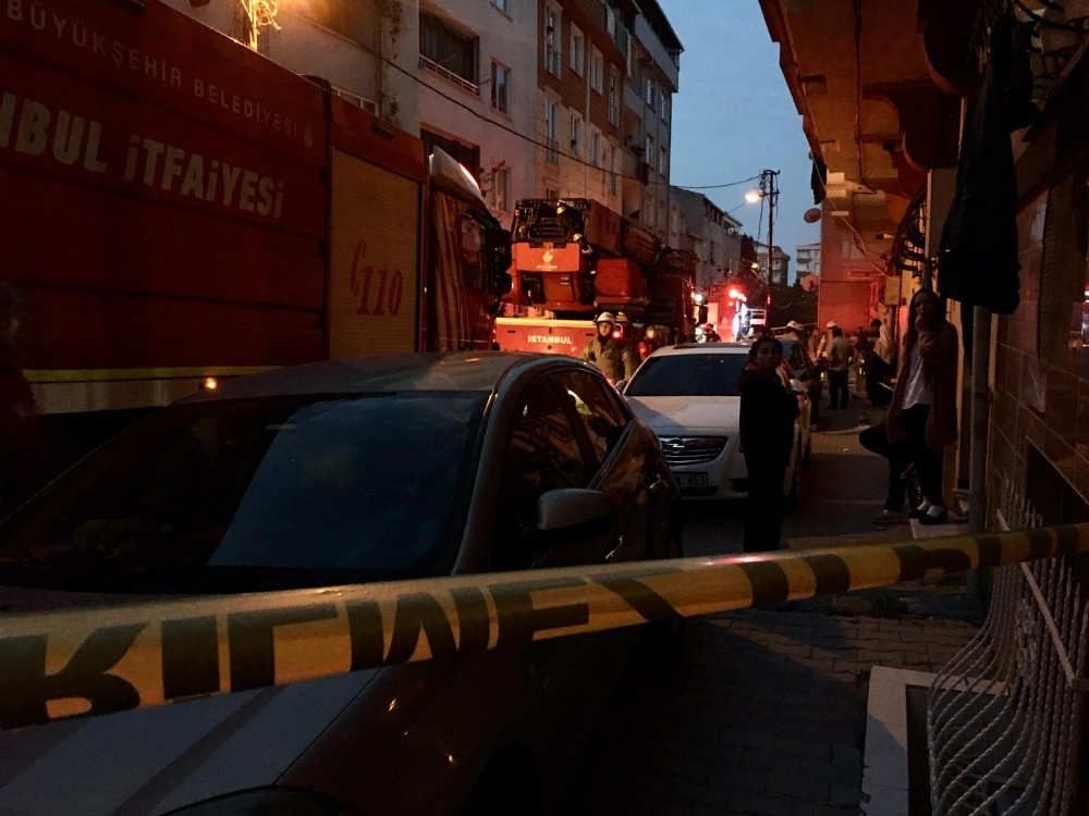 (ÖZEL) Esenyurt’ta bir evde yangın paniği: 1 yaralı 