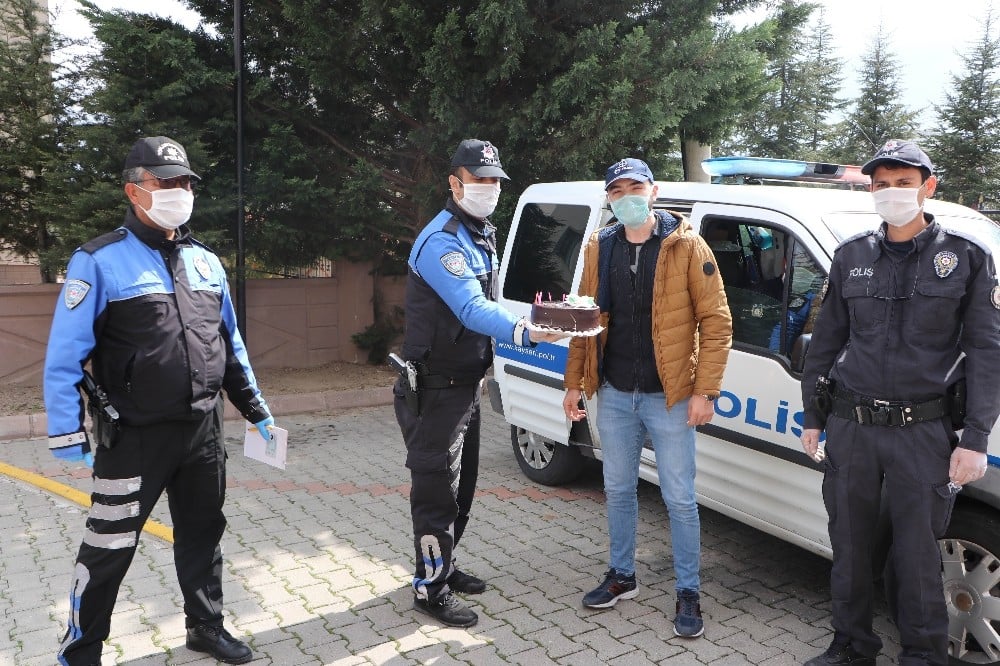(Özel) Gözaltına alındığını zannetti, gördüğü manzara karşısında neye uğradığını şaşırdı 