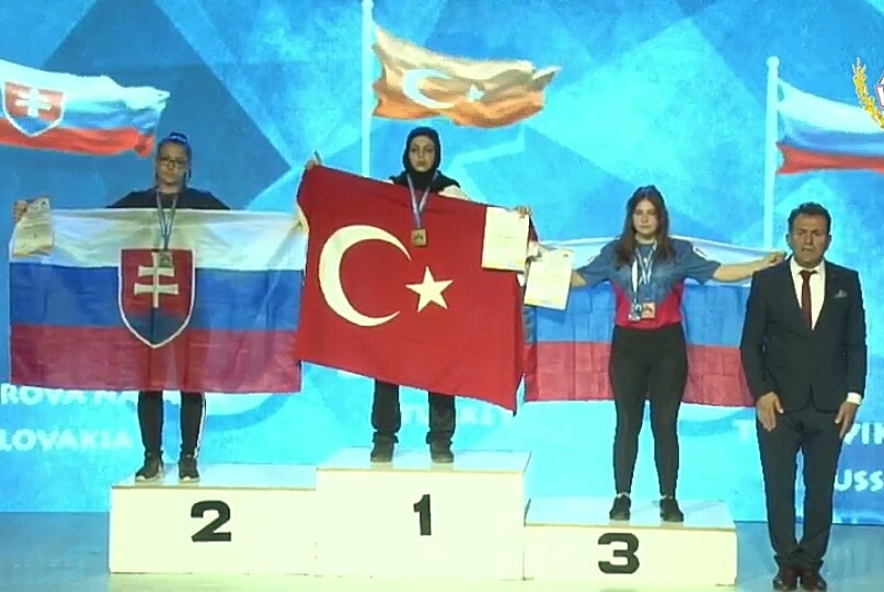 (Özel haber) Abi-kardeş Yunanistan’da bükmedik bilek bırakmadı 