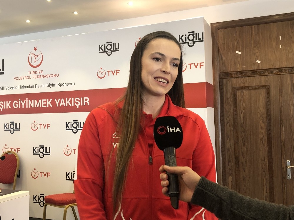 (Özel haber) Eda Erdem Dündar: “Biz değil rakipler baskı hissediyor” 