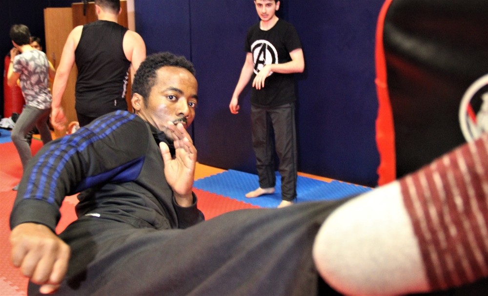 (Özel haber) Etiyopyalı sporcu, Kocaeli’de öğrendikleri Jeet Kune Do sporunu ülkelerinde öğretecek 
