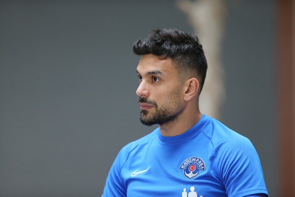 (Özel haber) Oussama Haddadi: “4-5 Türk takımından teklif aldım” 