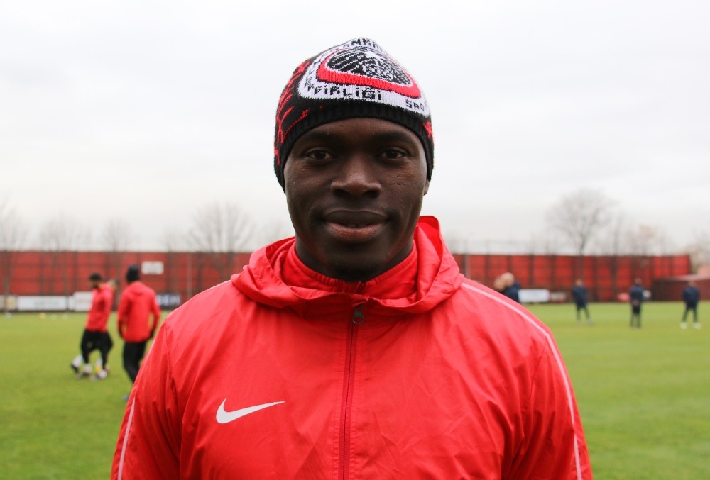 (Özel Haber) Zargo Toure: “Beşiktaş maçından 1 puan ya da 3 puan ile dönebiliriz” 
