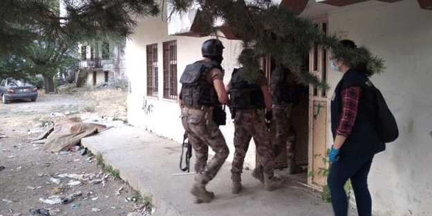 Özel Harekat destekli operasyon: Gözaltılar var!