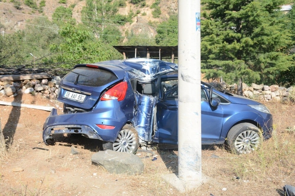 Özel Harekat polisi kazada hayatını kaybetti 