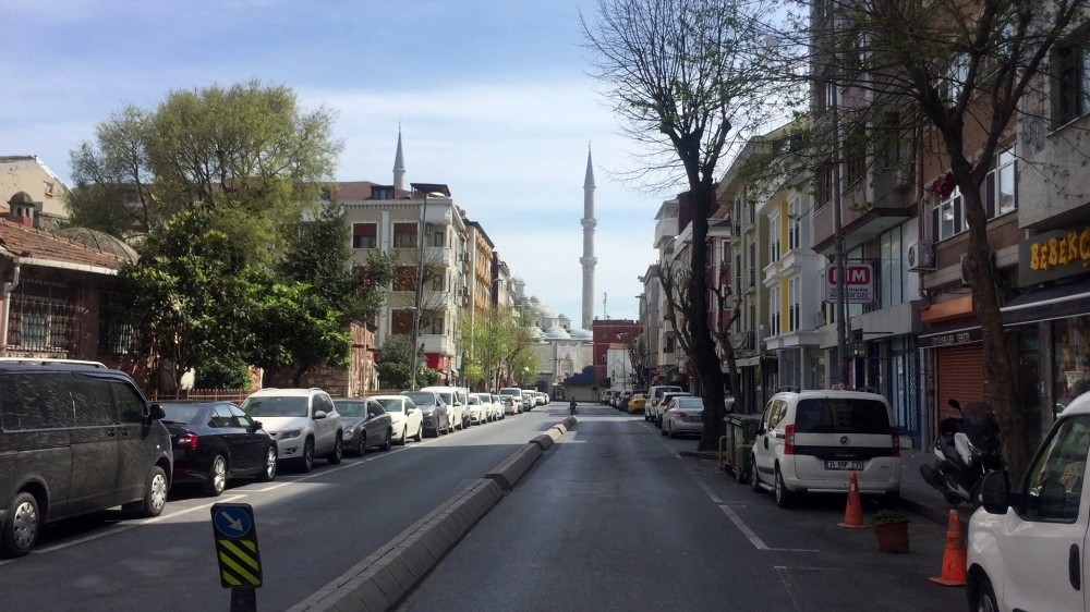 (Özel) İstanbul’da camilerden ‘evde kalın’ çağrısı 