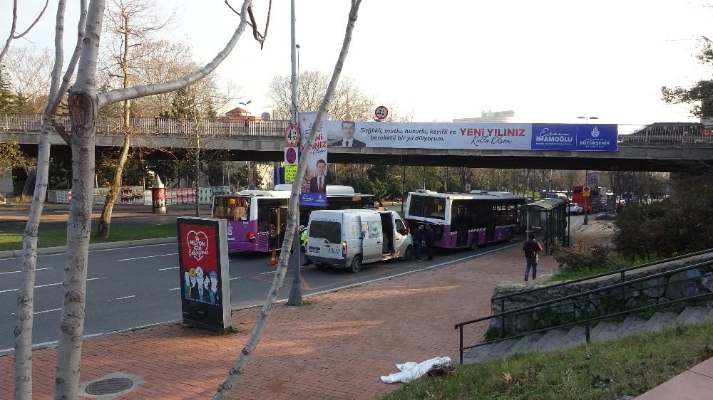 (Özel) İstanbul’un göbeğinde akıl almaz kaza 