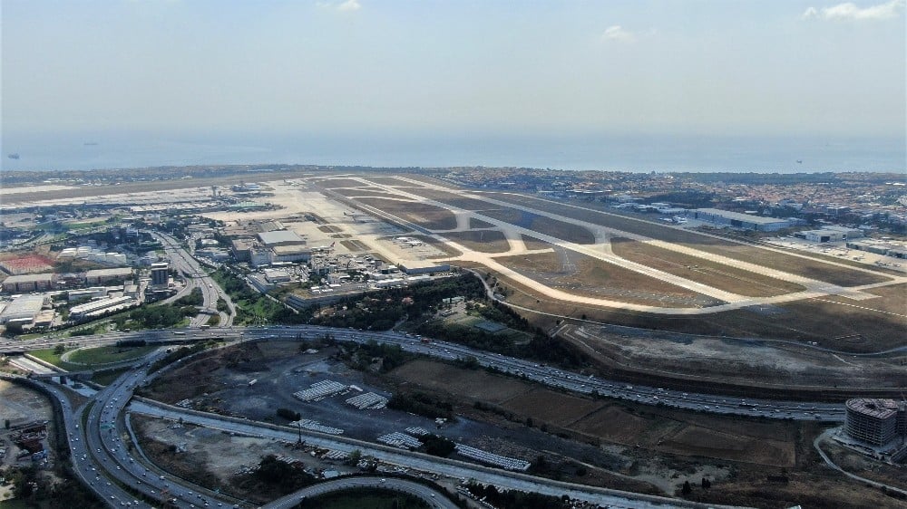 (Özel) İstanbul’un uçak mezarlığı havadan görüntülendi 