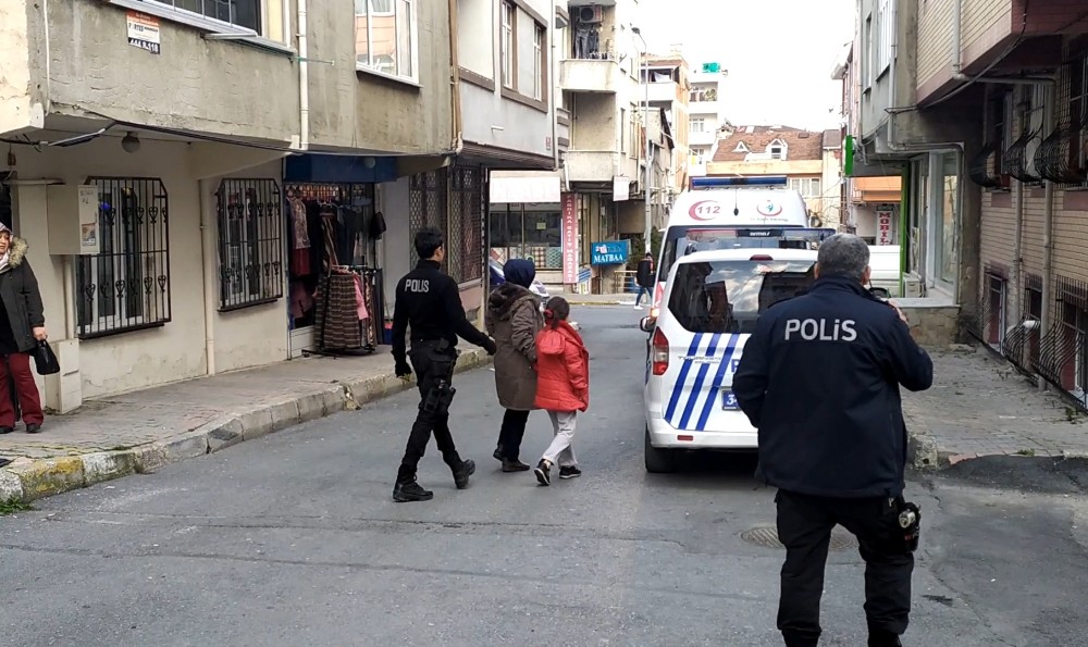 (Özel) Kadın kocasını bıçakla yaraladı 
