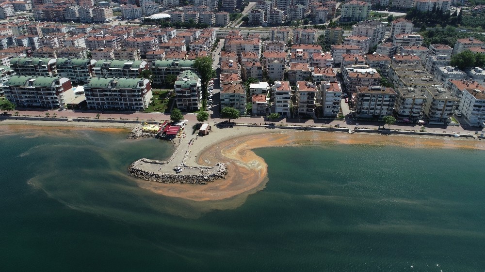 (Özel) Marmara Denizi turuncuya boyandı...O anlar havadan görüntülendi 
