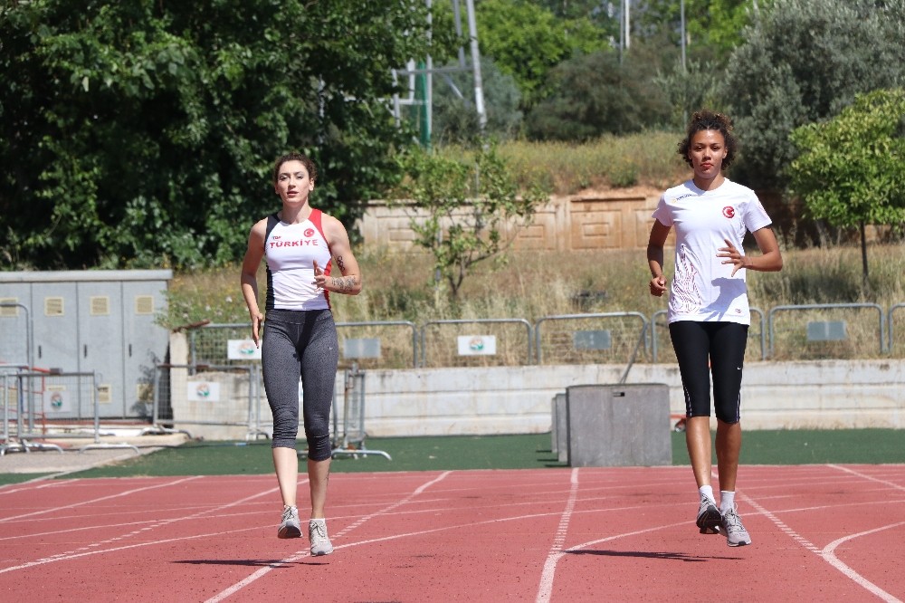 (Özel) Milli atletizmcilerin hedefi olimpiyatlar 