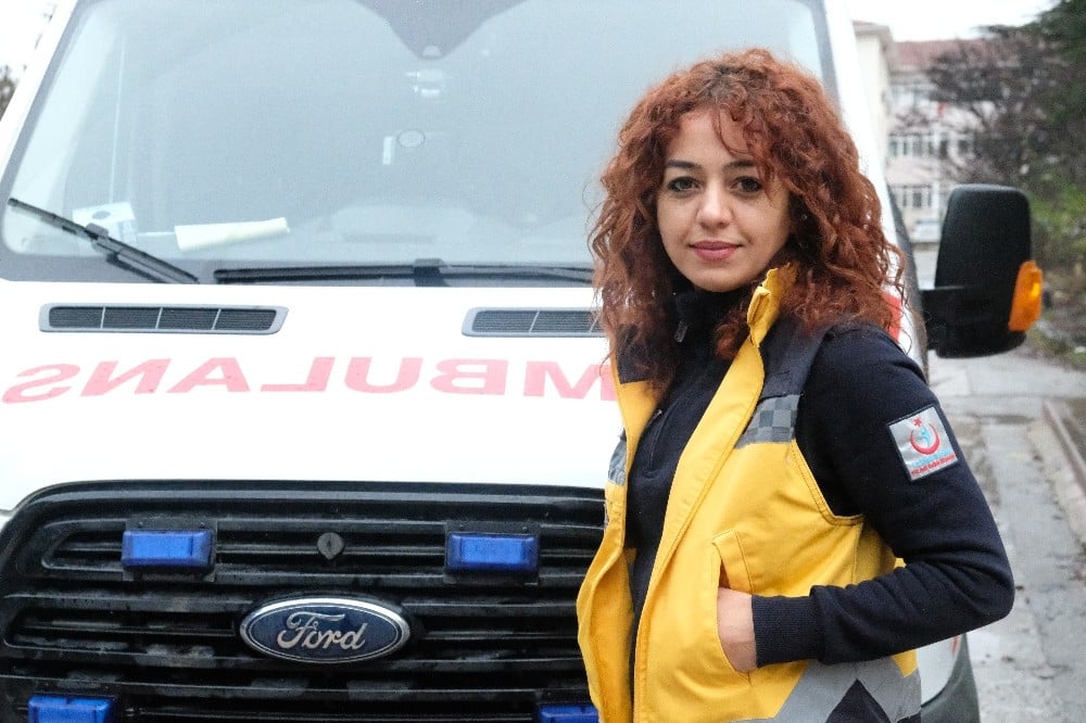 (Özel) O hem direksiyon başında hem hastaların başvucunda 