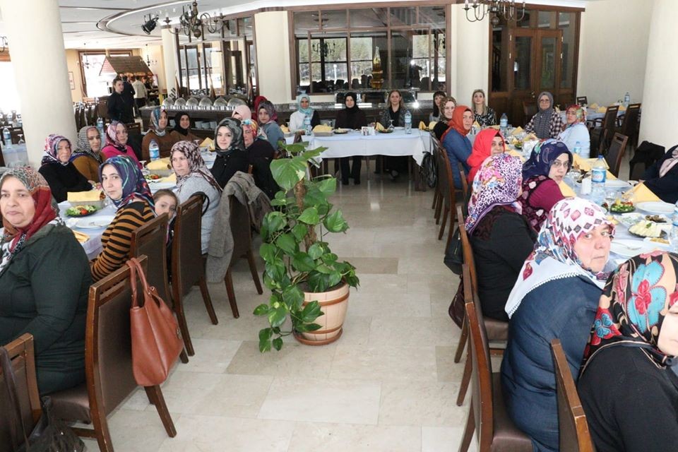 Özel öğrencilerin özel aileleri ile bir araya geldi 