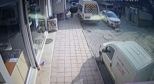(Özel) Otizmli ilkokul öğrencisinin hayatını sırtındaki çantası kurtardı 