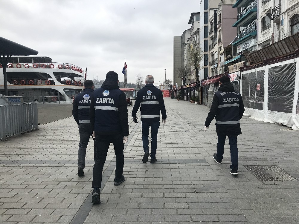 (Özel) Sahilde balık tutanları zabıta böyle uyardı 