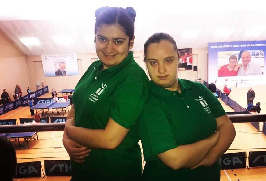 Özel sporcular başarılarla döndüler 