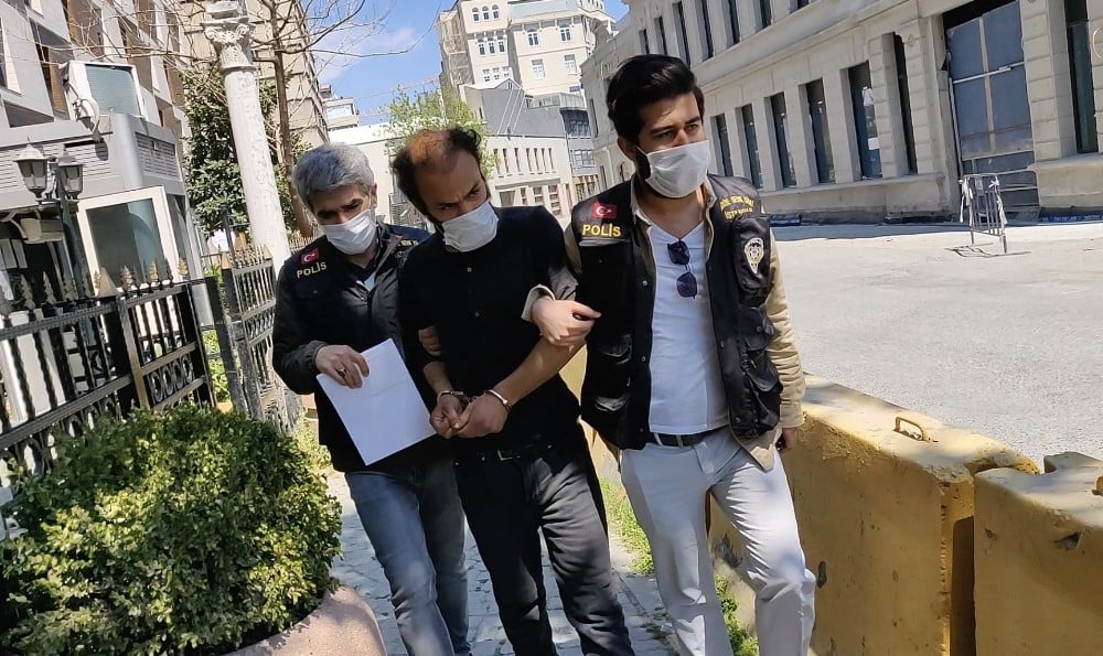 (Özel) Tarihi Kılıç Ali Paşa Medresesini soyan hırsız adliyeye sevk edildi 