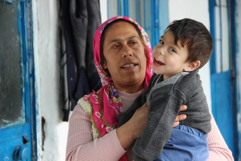 (Özel) Tek istekleri evlatlarının sağlığına kavuşması 