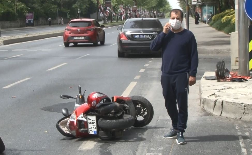(Özel) Ünlü çiğköfteci Ömer Aybak lüks otomobiliyle kaza geçirdi 