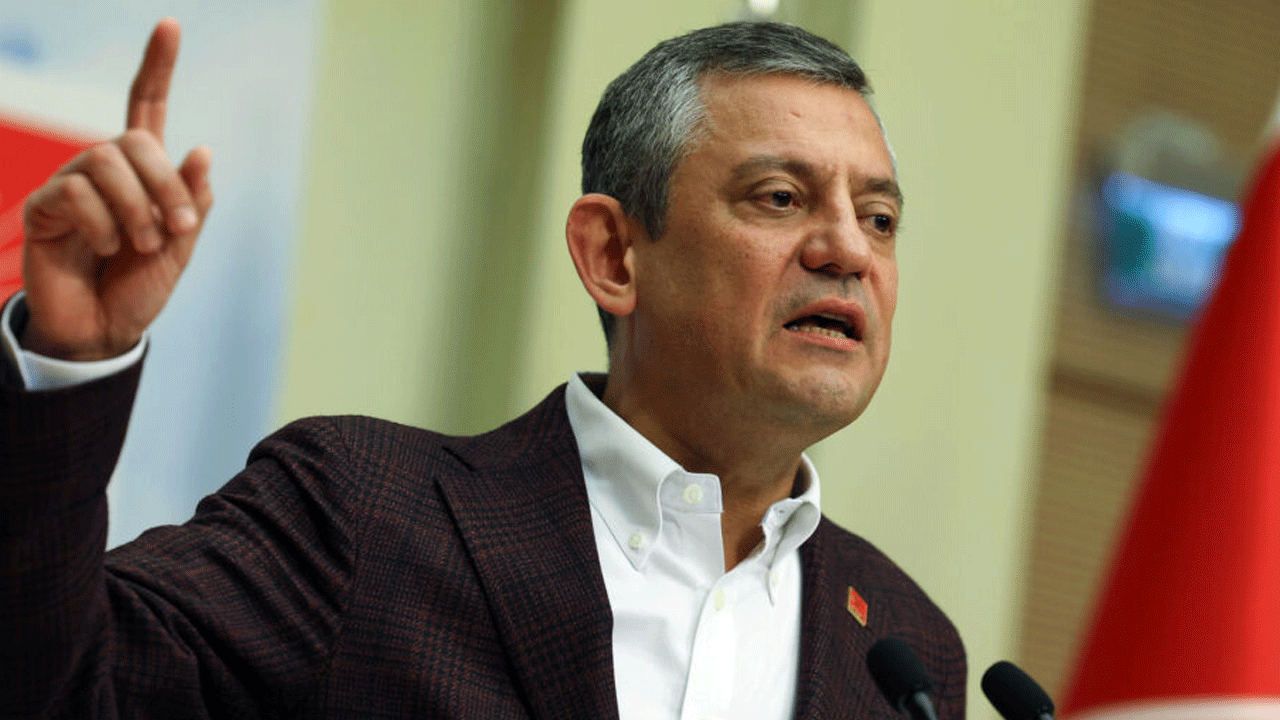 Özel’in şikâyeti sonrası karalama kampanyası başladı! İngilizler Özel’in elinden tuttu