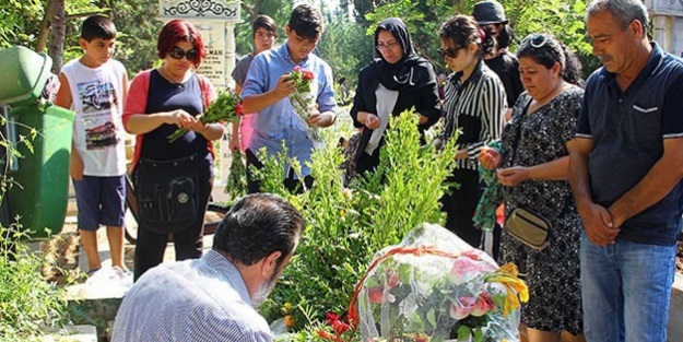 Özgecan'dan ayrı geçirecekleri ilk bayram...