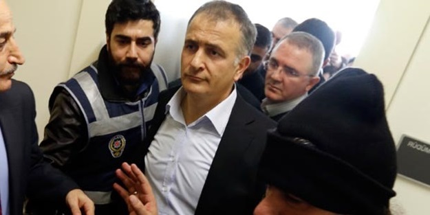 'Özgür basın' dediler gazetecileri susturmak için dava yağdırdılar!