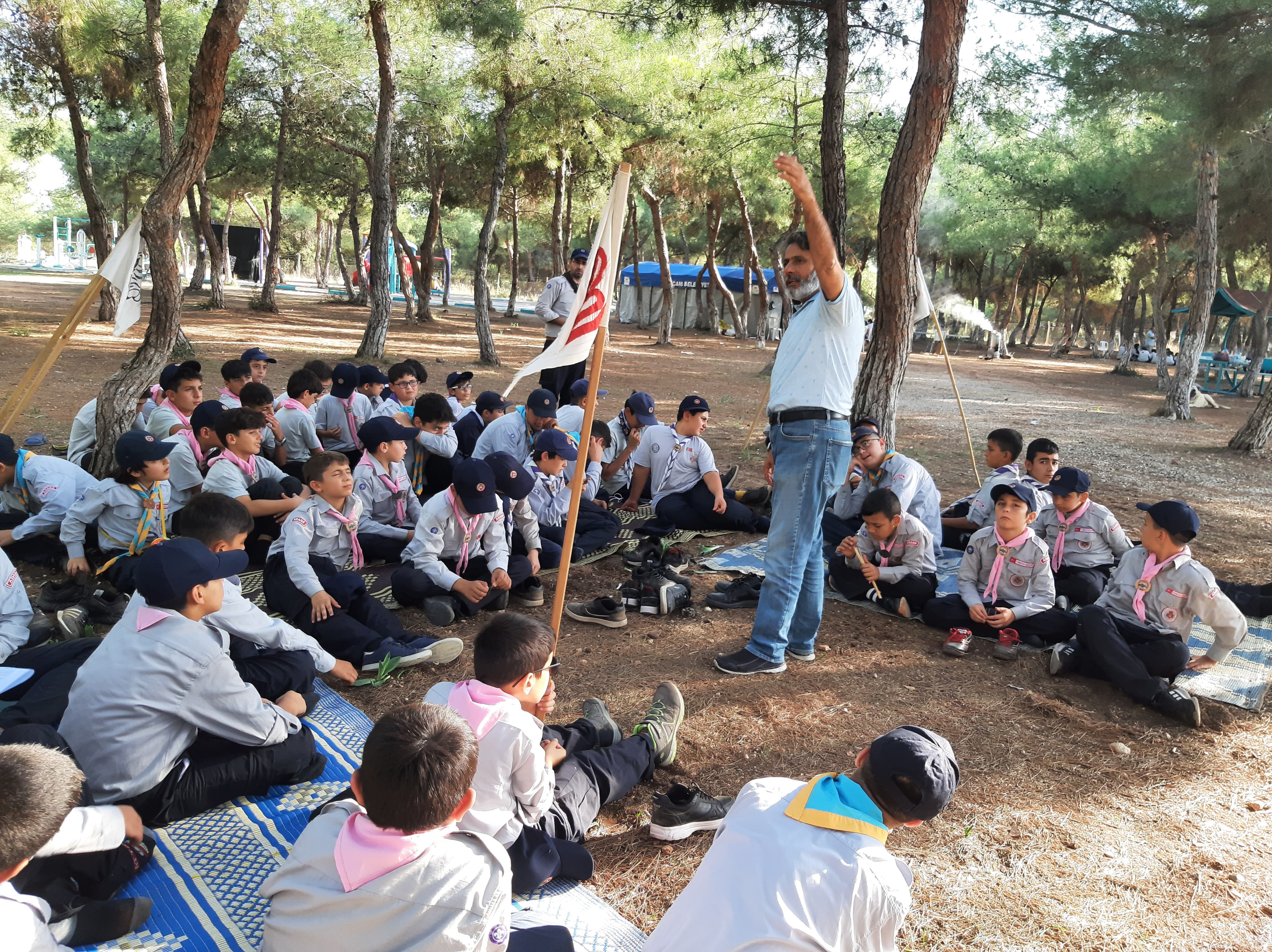 “Özgür Kudüs” temalı İzci Kampı yapıldı